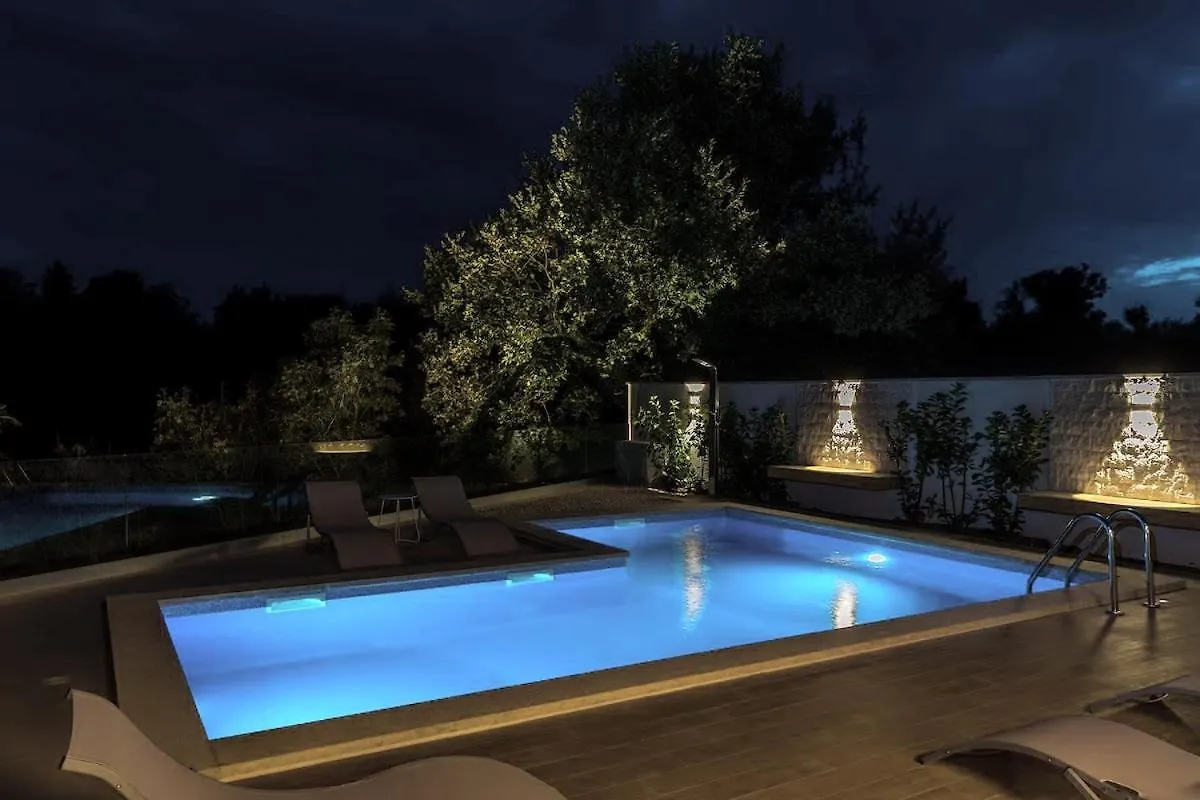 Villa Lo La By Istrialux Svetvincenat